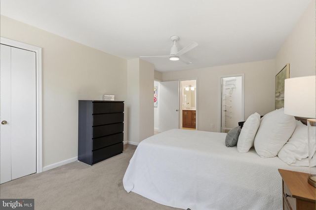 105 CUNNINGHAM PARK CT SE, Vienna, VA 22180