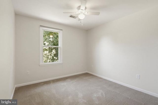 105 CUNNINGHAM PARK CT SE, Vienna, VA 22180