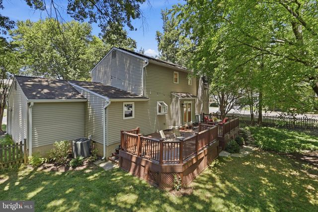 105 CUNNINGHAM PARK CT SE, Vienna, VA 22180