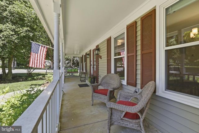 105 CUNNINGHAM PARK CT SE, Vienna, VA 22180