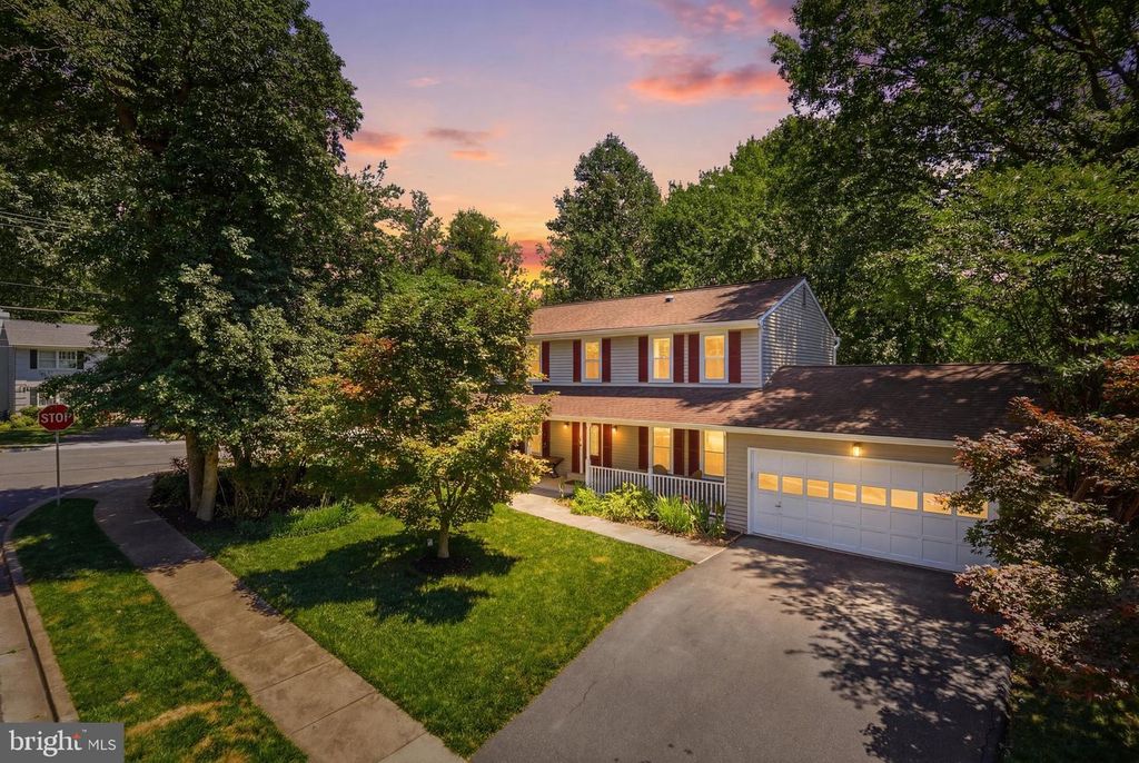 105 CUNNINGHAM PARK CT SE, Vienna, VA 22180