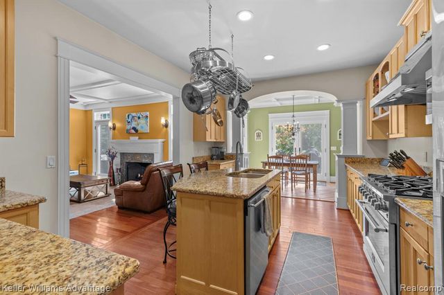 4710 Botany Glen, Commerce Twp, MI 48382