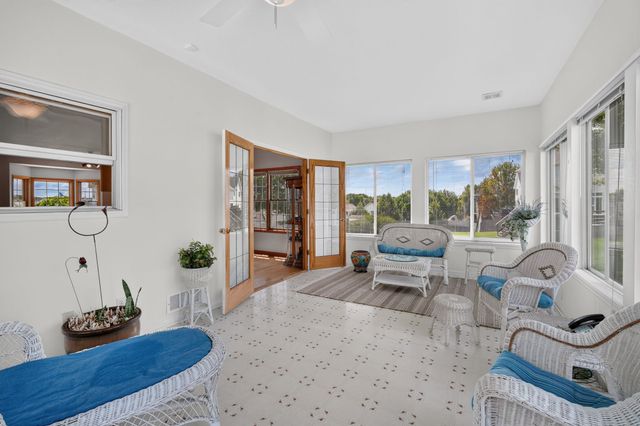 6804 Timberwolf Lane, Des Moines, IA 50320
