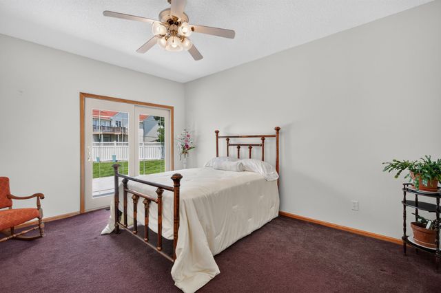 6804 Timberwolf Lane, Des Moines, IA 50320