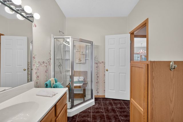 6804 Timberwolf Lane, Des Moines, IA 50320