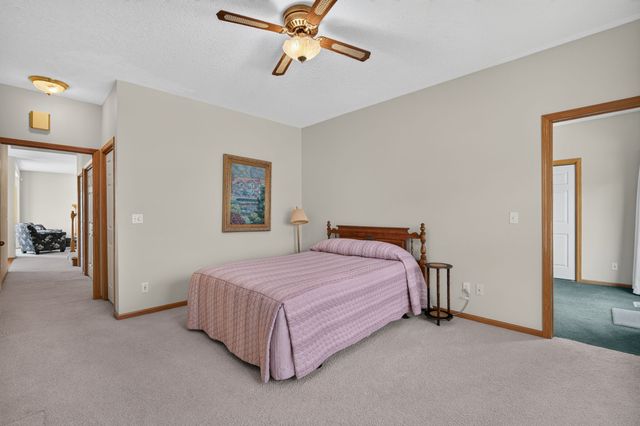 6804 Timberwolf Lane, Des Moines, IA 50320