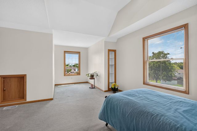 6804 Timberwolf Lane, Des Moines, IA 50320