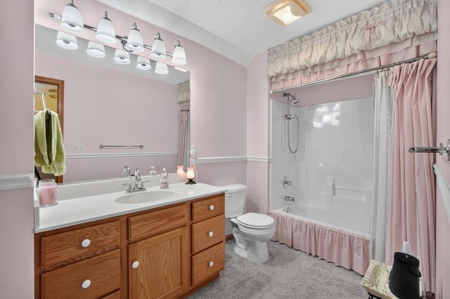 6804 Timberwolf Lane, Des Moines, IA 50320