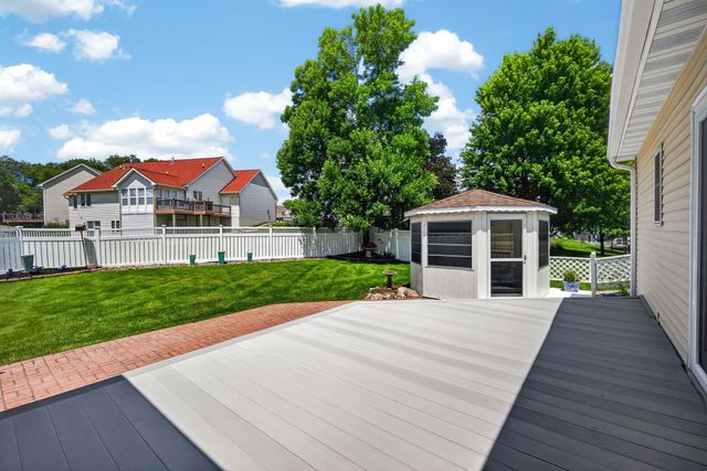 6804 Timberwolf Lane, Des Moines, IA 50320