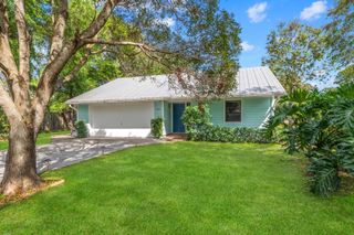 10908 SE Hobart Street, Jupiter, FL 33469