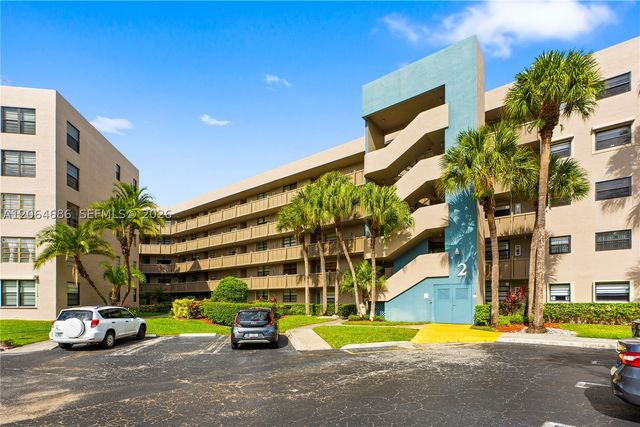 900 Colony Point Cir 216, Pembroke Pines, FL 33026