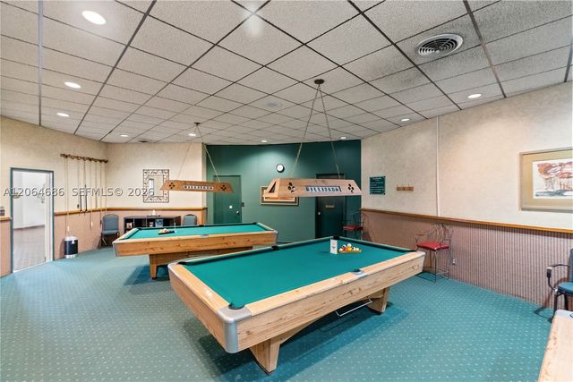 900 Colony Point Cir 216, Pembroke Pines, FL 33026