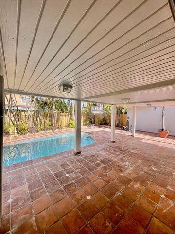 922 NW 106th Ave Cir 922, Miami, FL 33172