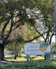 922 NW 106th Ave Cir 922, Miami, FL 33172