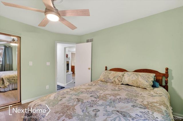 645 Riverbank Street, Wyandotte, MI 48192