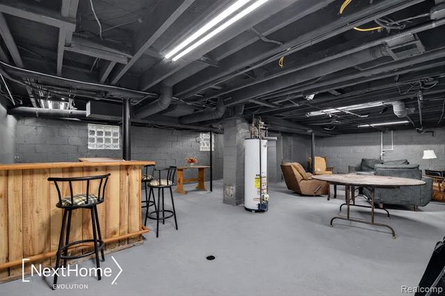 645 Riverbank Street, Wyandotte, MI 48192