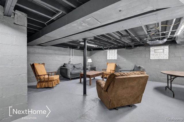 645 Riverbank Street, Wyandotte, MI 48192