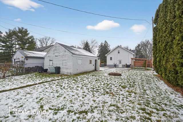 645 Riverbank Street, Wyandotte, MI 48192