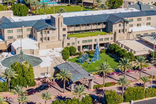 2 BILTMORE Estate 207, Phoenix, AZ 85016