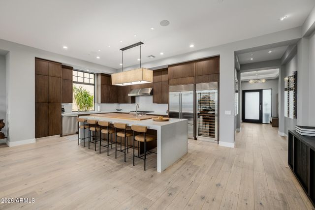 2 BILTMORE Estate 207, Phoenix, AZ 85016