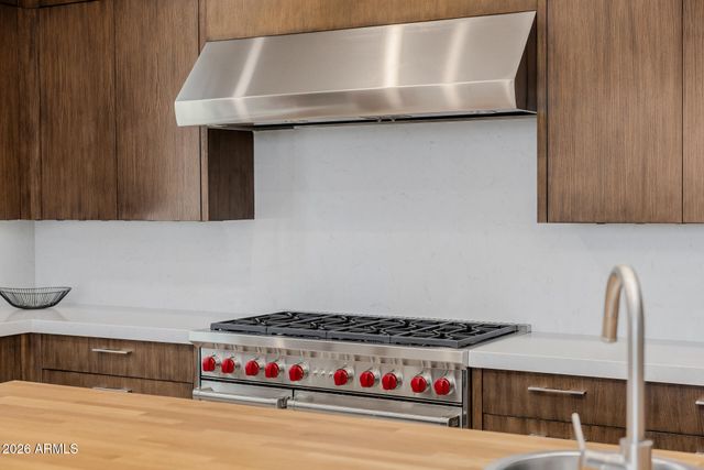 2 BILTMORE Estate 207, Phoenix, AZ 85016