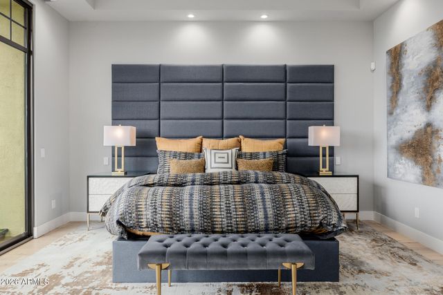 2 BILTMORE Estate 207, Phoenix, AZ 85016