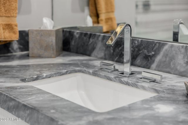 2 BILTMORE Estate 207, Phoenix, AZ 85016