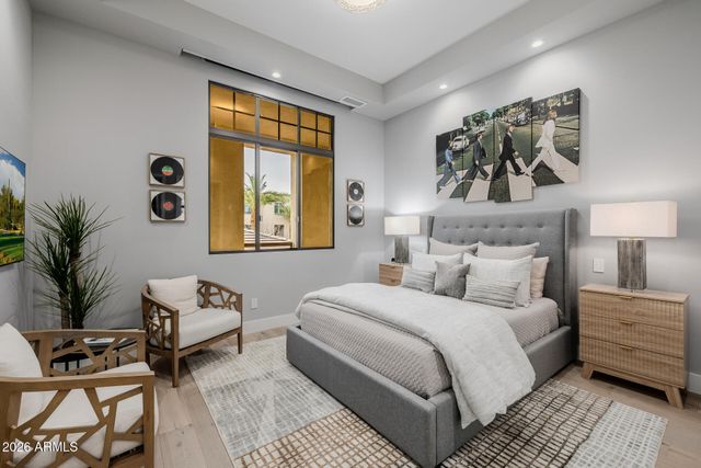 2 BILTMORE Estate 207, Phoenix, AZ 85016