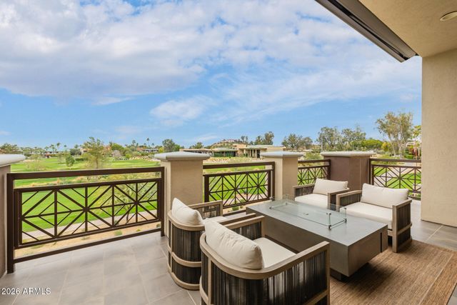 2 BILTMORE Estate 207, Phoenix, AZ 85016