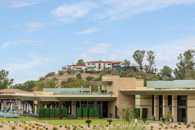 2 BILTMORE Estate 207, Phoenix, AZ 85016