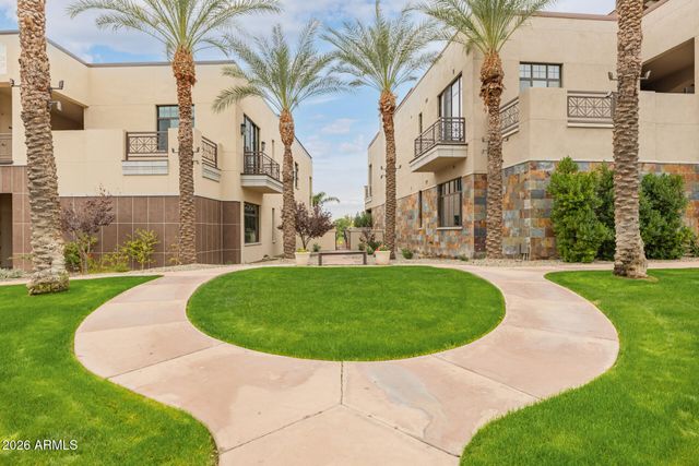 2 BILTMORE Estate 207, Phoenix, AZ 85016