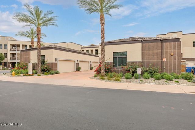 2 BILTMORE Estate 207, Phoenix, AZ 85016