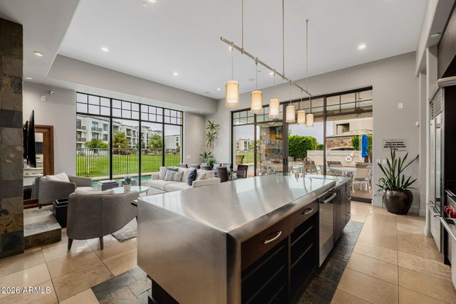 2 BILTMORE Estate 207, Phoenix, AZ 85016