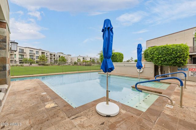 2 BILTMORE Estate 207, Phoenix, AZ 85016