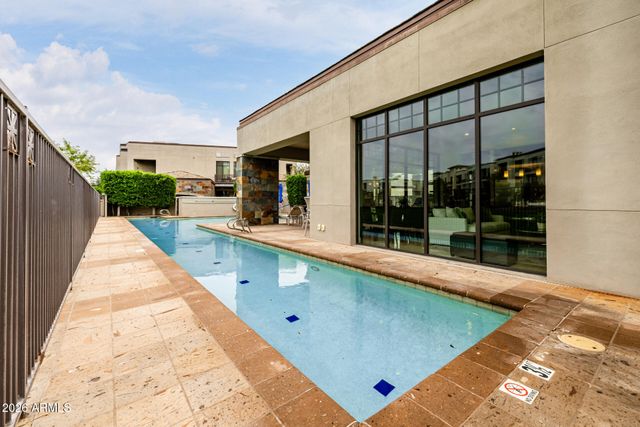 2 BILTMORE Estate 207, Phoenix, AZ 85016