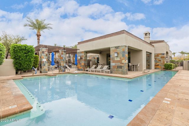 2 BILTMORE Estate 207, Phoenix, AZ 85016