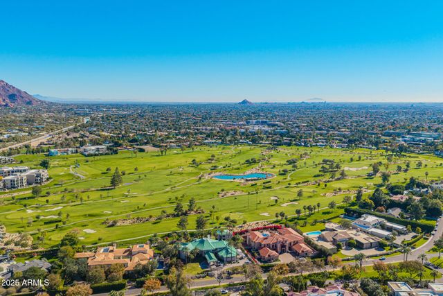 2 BILTMORE Estate 207, Phoenix, AZ 85016