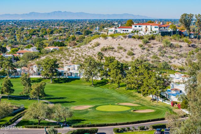 2 BILTMORE Estate 207, Phoenix, AZ 85016