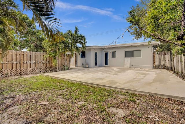 2018-2020 NE 19th St, Fort Lauderdale, FL 33305