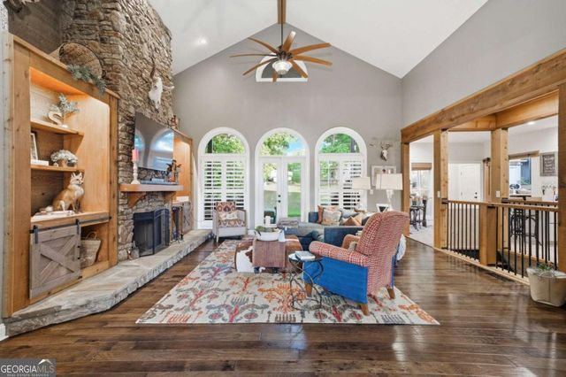 416 Spring Place Road NE, White, GA 30184