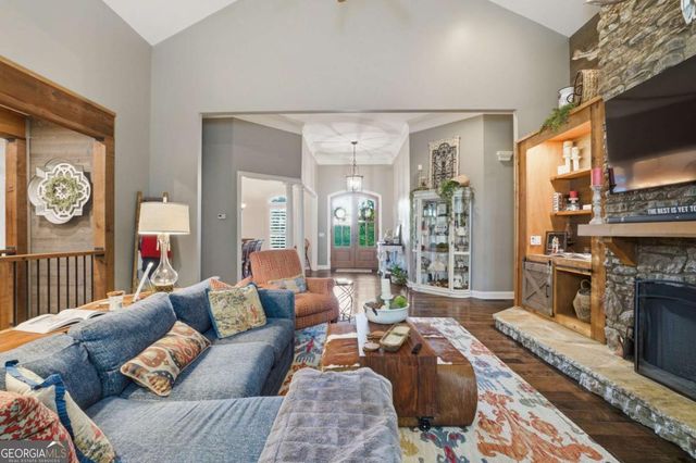 416 Spring Place Road NE, White, GA 30184