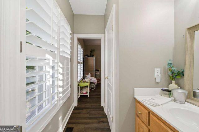 416 Spring Place Road NE, White, GA 30184