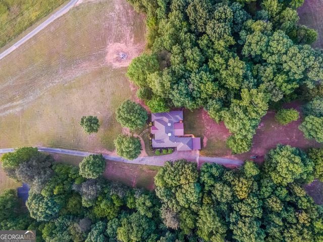 416 Spring Place Road NE, White, GA 30184