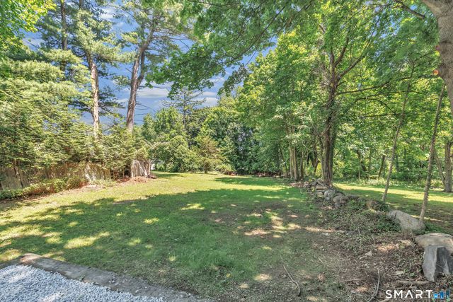 21 Meadow Street, Milford, CT 06460