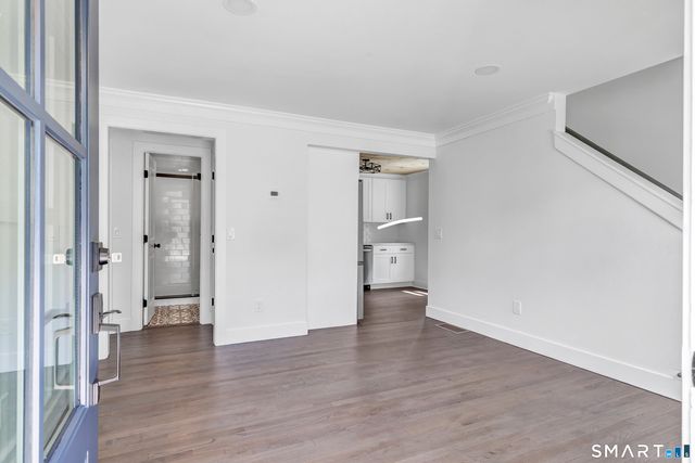 21 Meadow Street, Milford, CT 06460