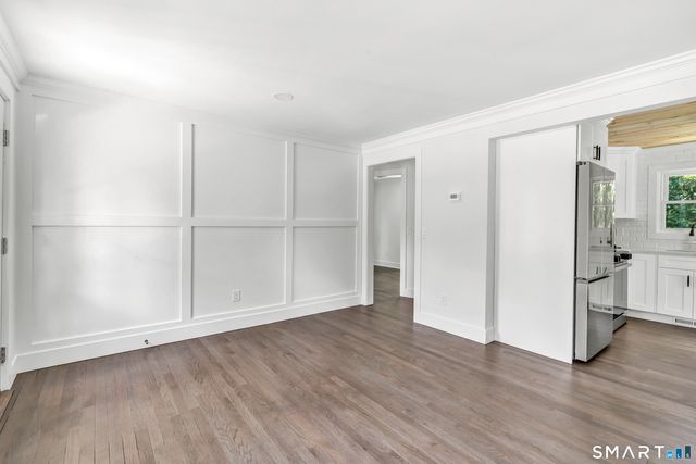 21 Meadow Street, Milford, CT 06460
