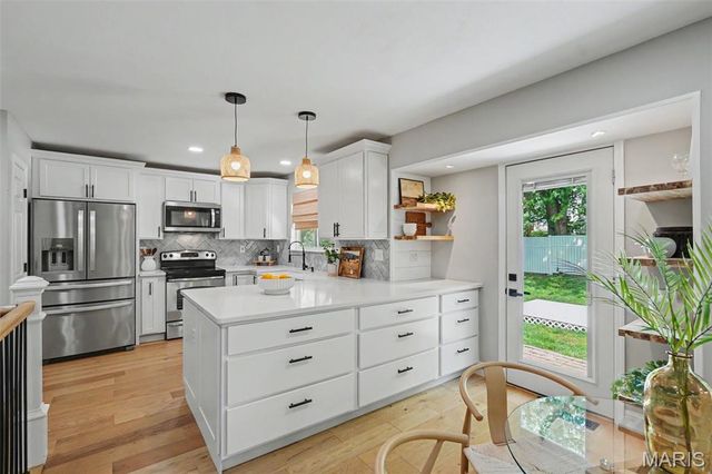 1220 Begonia Drive, O'fallon, MO 63366