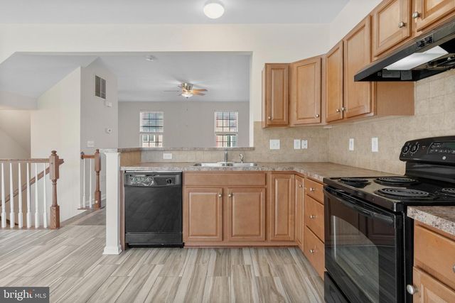 407 SUSAN CIR, North Wales, PA 19454