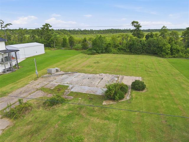 1916 Perkins Ferry Road S, Lake Charles, LA 70611
