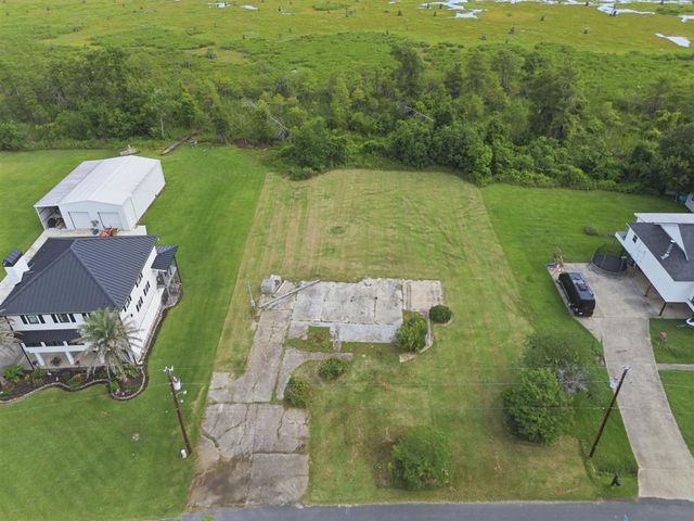 1916 Perkins Ferry Road S, Lake Charles, LA 70611
